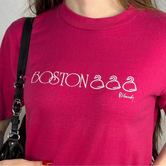 Vintage Boston 222 Pink Graphic Tee 80s 90s Tourist Medium Single Stitch - Picture 2 of 9